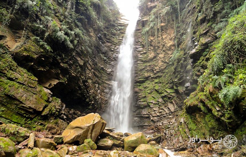 waterfall Akapoul